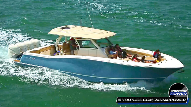 Read more about the article The Cool Boats of the Miami Boat Show